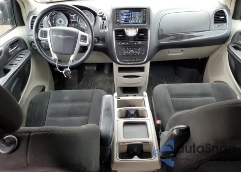 2015 Chrysler Town & Country Touring from USA, damaged, VIN 2C4RC1BG9FR583102